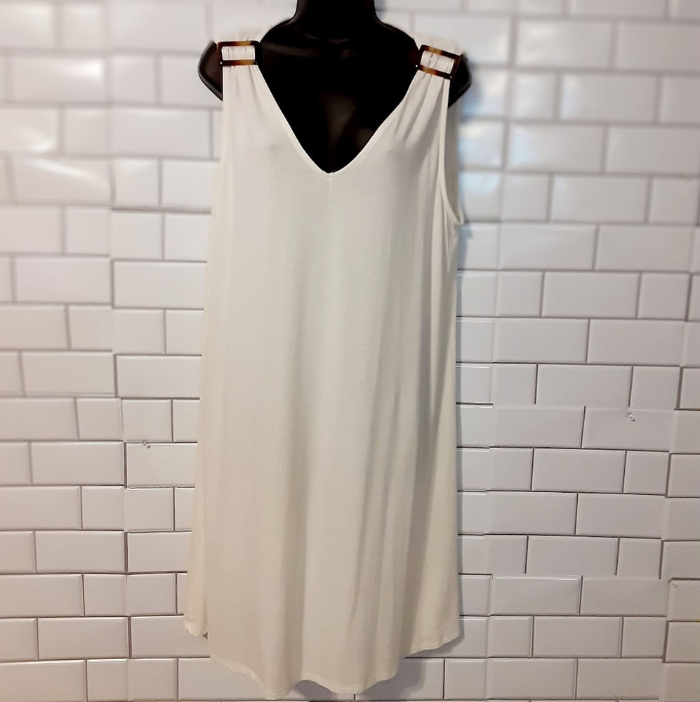 NWT Off white V-neck dress